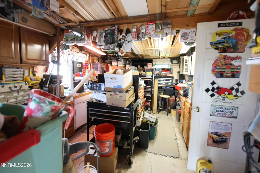 204 Valley, Yerington, Nevada 89447, 3 Bedrooms Bedrooms, ,1 BathroomBathrooms,Residential,Residential,Valley,260005133