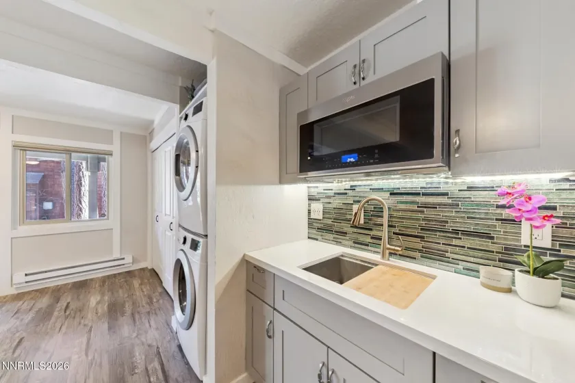 989 Tahoe, Incline Village, Nevada 89451, 3 Bedrooms Bedrooms, ,2 BathroomsBathrooms,Residential,Residential,Tahoe,260005134