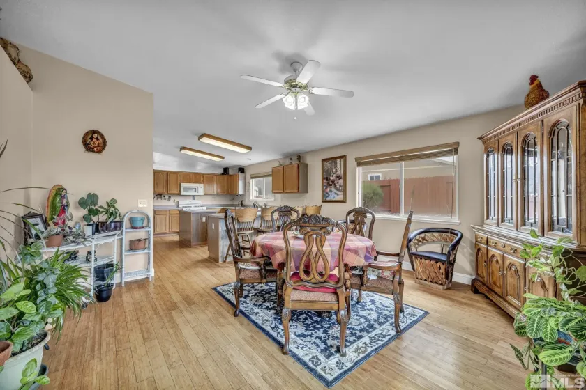 5620 Tassel, Sun Valley, Nevada 89433, 3 Bedrooms Bedrooms, ,2 BathroomsBathrooms,Residential,Residential,Tassel,260005135