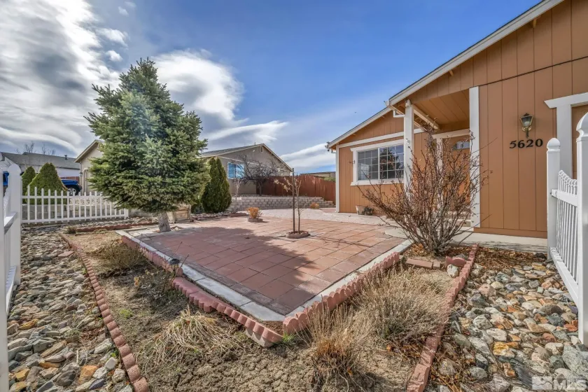 5620 Tassel, Sun Valley, Nevada 89433, 3 Bedrooms Bedrooms, ,2 BathroomsBathrooms,Residential,Residential,Tassel,260005135