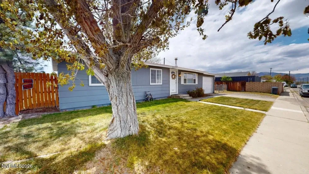 890 Wilson, Battle Mountain, Nevada 89820, 3 Bedrooms Bedrooms, ,1 BathroomBathrooms,Residential,Residential,Wilson,260005137