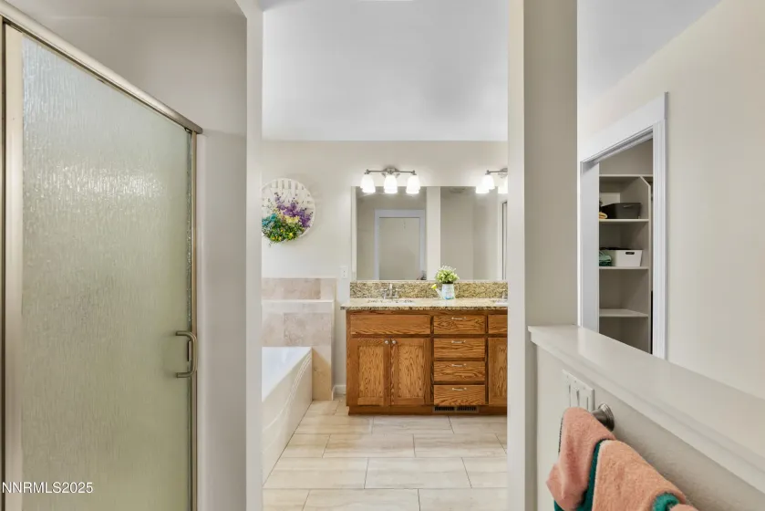 1129 Dixie, Fernley, Nevada 89408, 3 Bedrooms Bedrooms, ,3 BathroomsBathrooms,Residential,Residential,Dixie,260005138