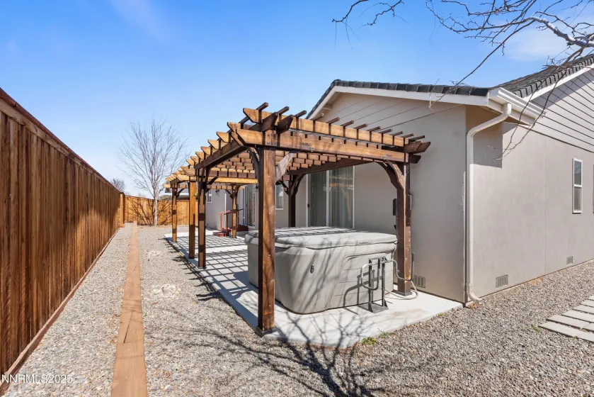 1129 Dixie, Fernley, Nevada 89408, 3 Bedrooms Bedrooms, ,3 BathroomsBathrooms,Residential,Residential,Dixie,260005138