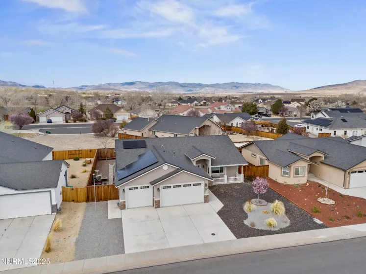 1129 Dixie, Fernley, Nevada 89408, 3 Bedrooms Bedrooms, ,3 BathroomsBathrooms,Residential,Residential,Dixie,260005138