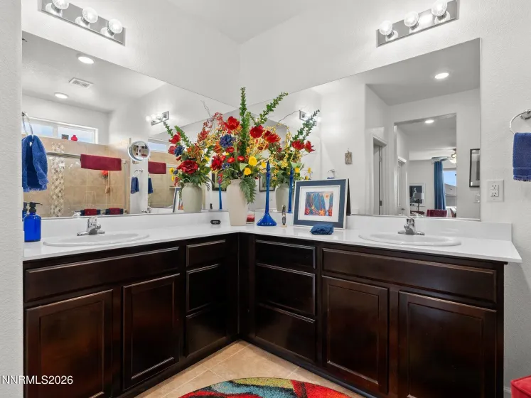 135 Avalanche, Dayton, Nevada 89403, 3 Bedrooms Bedrooms, ,2 BathroomsBathrooms,Residential,Residential,Avalanche,260005141