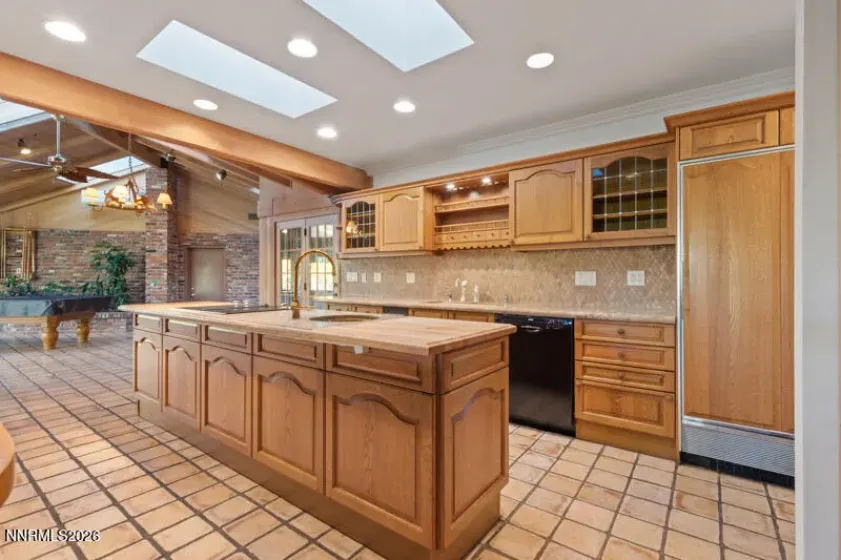 1880 Meadowview, Reno, Nevada 89509, 3 Bedrooms Bedrooms, ,2 BathroomsBathrooms,Residential,Residential,Meadowview,260005142