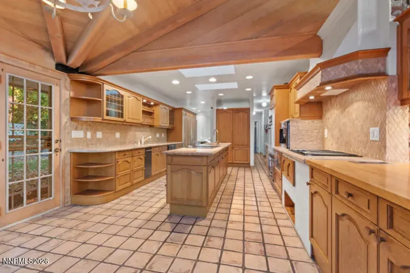 1880 Meadowview, Reno, Nevada 89509, 3 Bedrooms Bedrooms, ,2 BathroomsBathrooms,Residential,Residential,Meadowview,260005142