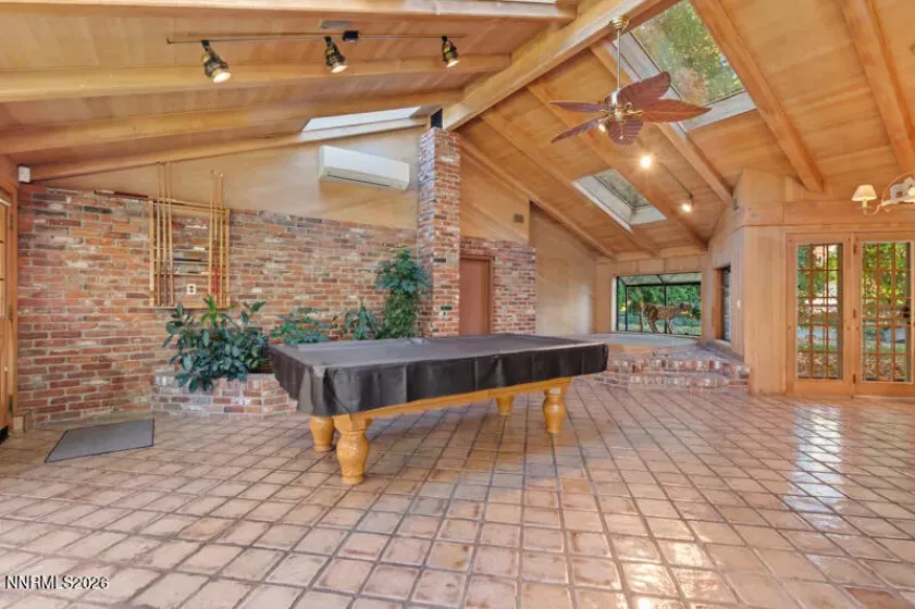 1880 Meadowview, Reno, Nevada 89509, 3 Bedrooms Bedrooms, ,2 BathroomsBathrooms,Residential,Residential,Meadowview,260005142