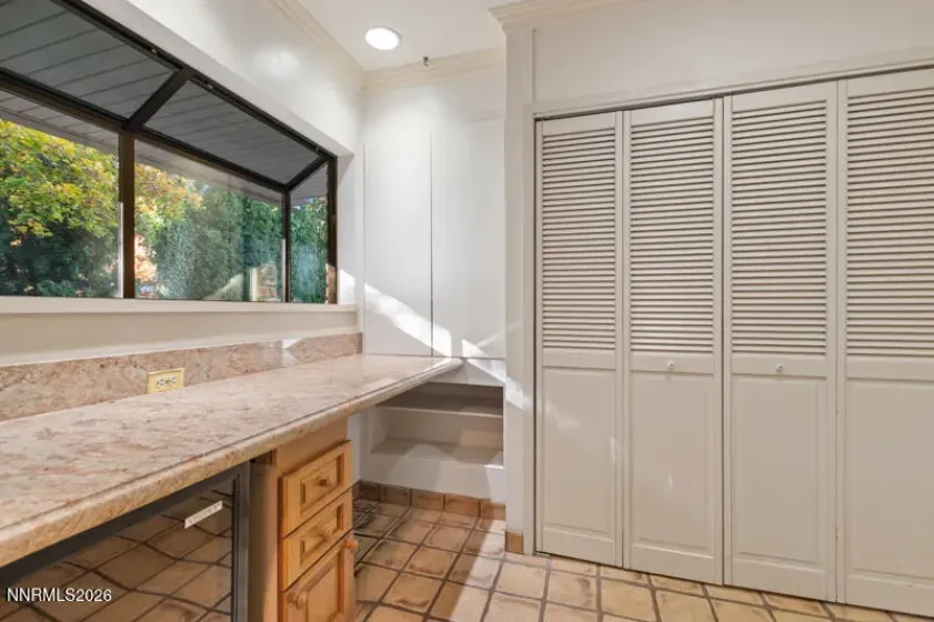 1880 Meadowview, Reno, Nevada 89509, 3 Bedrooms Bedrooms, ,2 BathroomsBathrooms,Residential,Residential,Meadowview,260005142