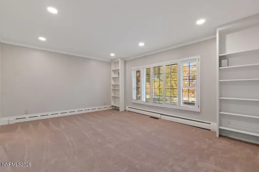 1880 Meadowview, Reno, Nevada 89509, 3 Bedrooms Bedrooms, ,2 BathroomsBathrooms,Residential,Residential,Meadowview,260005142