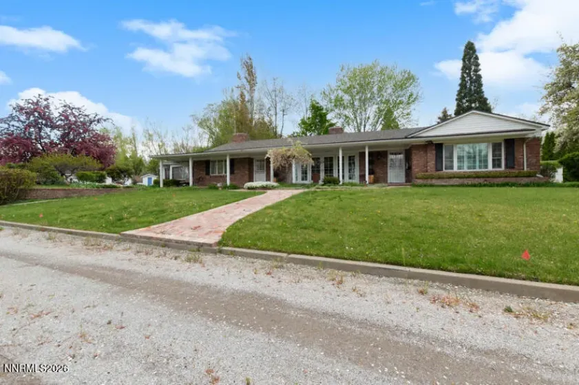 1880 Meadowview, Reno, Nevada 89509, 3 Bedrooms Bedrooms, ,2 BathroomsBathrooms,Residential,Residential,Meadowview,260005142