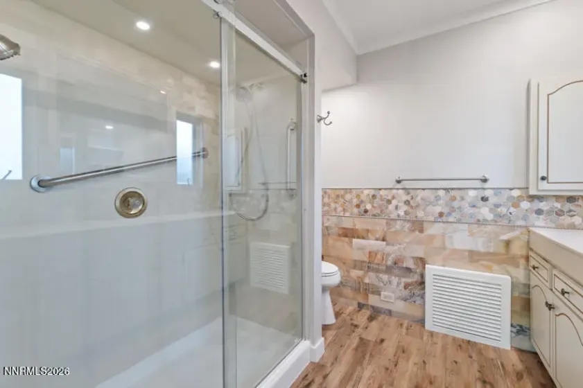 1880 Meadowview, Reno, Nevada 89509, 3 Bedrooms Bedrooms, ,2 BathroomsBathrooms,Residential,Residential,Meadowview,260005142