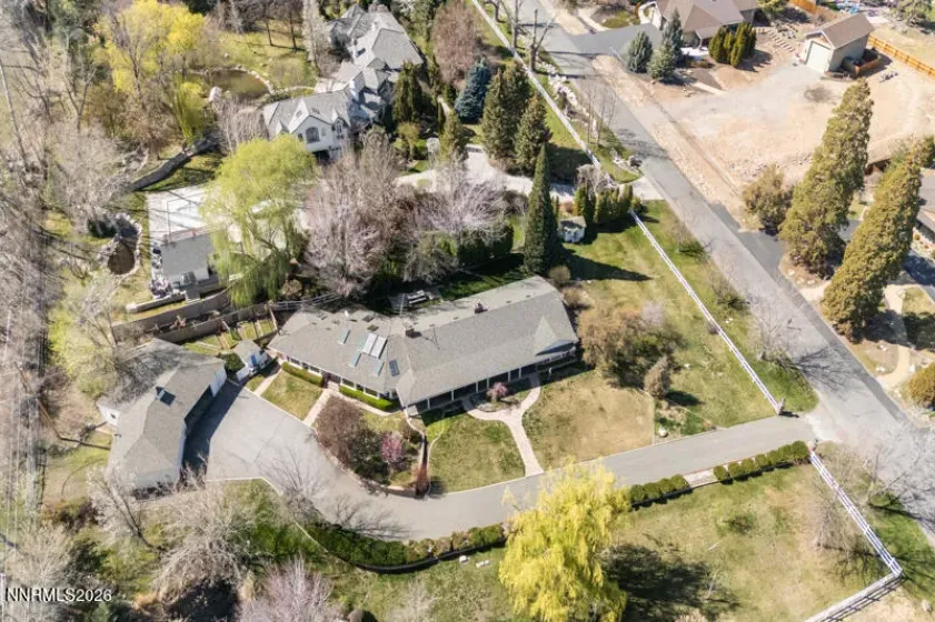 1880 Meadowview, Reno, Nevada 89509, 3 Bedrooms Bedrooms, ,2 BathroomsBathrooms,Residential,Residential,Meadowview,260005142