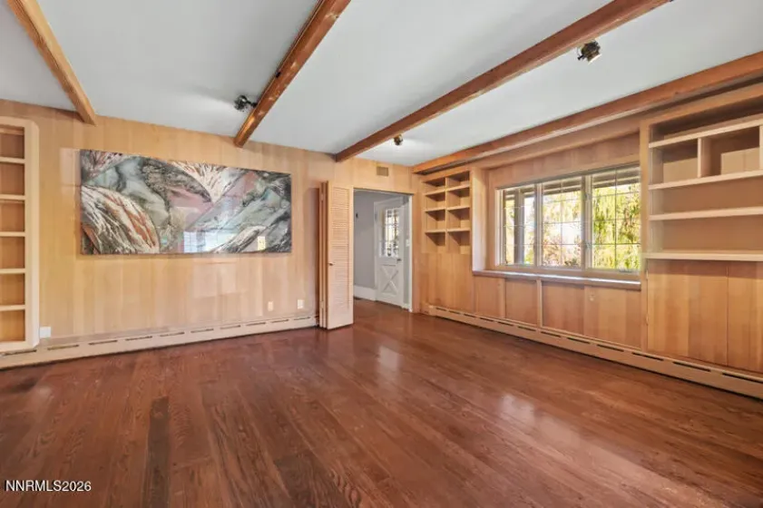 1880 Meadowview, Reno, Nevada 89509, 3 Bedrooms Bedrooms, ,2 BathroomsBathrooms,Residential,Residential,Meadowview,260005142