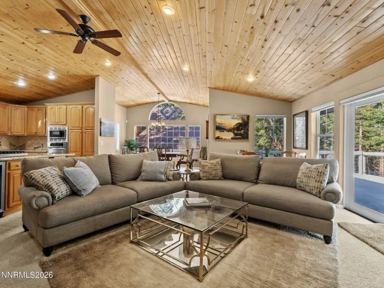 1021 Dorcey, Incline Village, Nevada 89451, 4 Bedrooms Bedrooms, ,3 BathroomsBathrooms,Residential,Residential,Dorcey,260005143