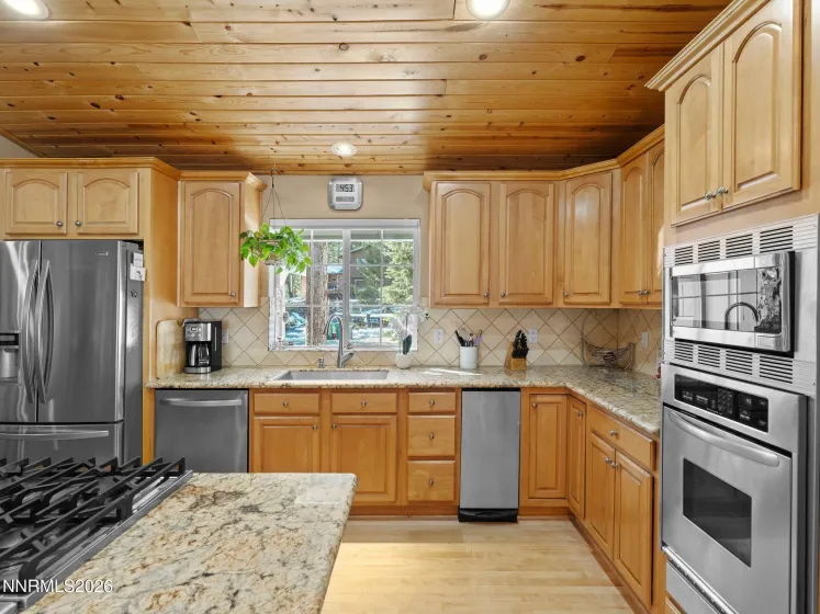 1021 Dorcey, Incline Village, Nevada 89451, 4 Bedrooms Bedrooms, ,3 BathroomsBathrooms,Residential,Residential,Dorcey,260005143