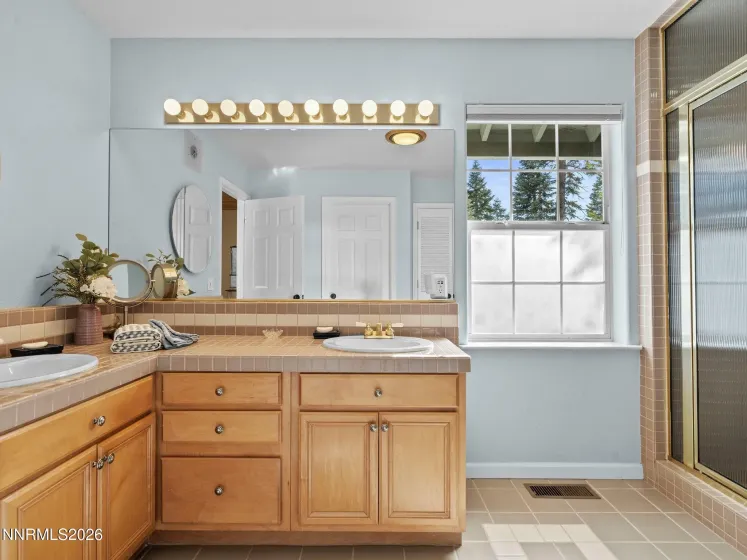 1021 Dorcey, Incline Village, Nevada 89451, 4 Bedrooms Bedrooms, ,3 BathroomsBathrooms,Residential,Residential,Dorcey,260005143