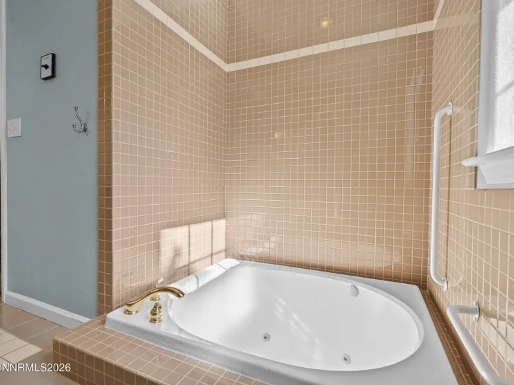 1021 Dorcey, Incline Village, Nevada 89451, 4 Bedrooms Bedrooms, ,3 BathroomsBathrooms,Residential,Residential,Dorcey,260005143