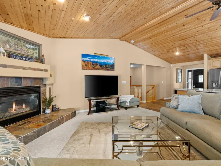 1021 Dorcey, Incline Village, Nevada 89451, 4 Bedrooms Bedrooms, ,3 BathroomsBathrooms,Residential,Residential,Dorcey,260005143