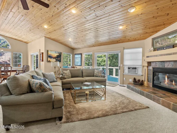 1021 Dorcey, Incline Village, Nevada 89451, 4 Bedrooms Bedrooms, ,3 BathroomsBathrooms,Residential,Residential,Dorcey,260005143