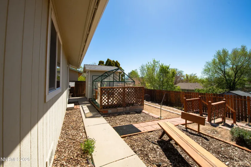 925 Tourmaline, Carson City, Nevada 89705, 3 Bedrooms Bedrooms, ,2 BathroomsBathrooms,Residential,Residential,Tourmaline,260005144