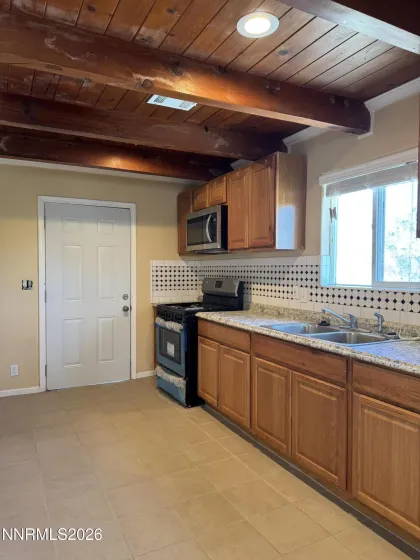 205 Magnolia, Tonopah, Nevada 89049, 2 Bedrooms Bedrooms, ,2 BathroomsBathrooms,Residential,Residential,Magnolia,260005145