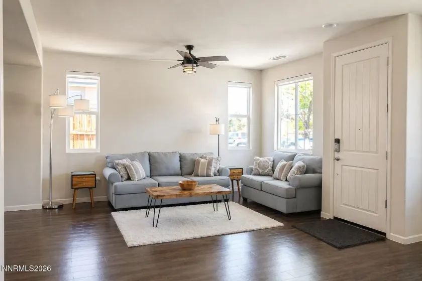 6675 Russian Thistle, Sparks, Nevada 89436, 3 Bedrooms Bedrooms, ,2 BathroomsBathrooms,Residential,Residential,Russian Thistle,260005147