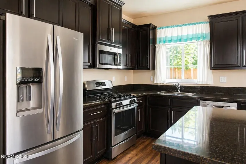 6675 Russian Thistle, Sparks, Nevada 89436, 3 Bedrooms Bedrooms, ,2 BathroomsBathrooms,Residential,Residential,Russian Thistle,260005147