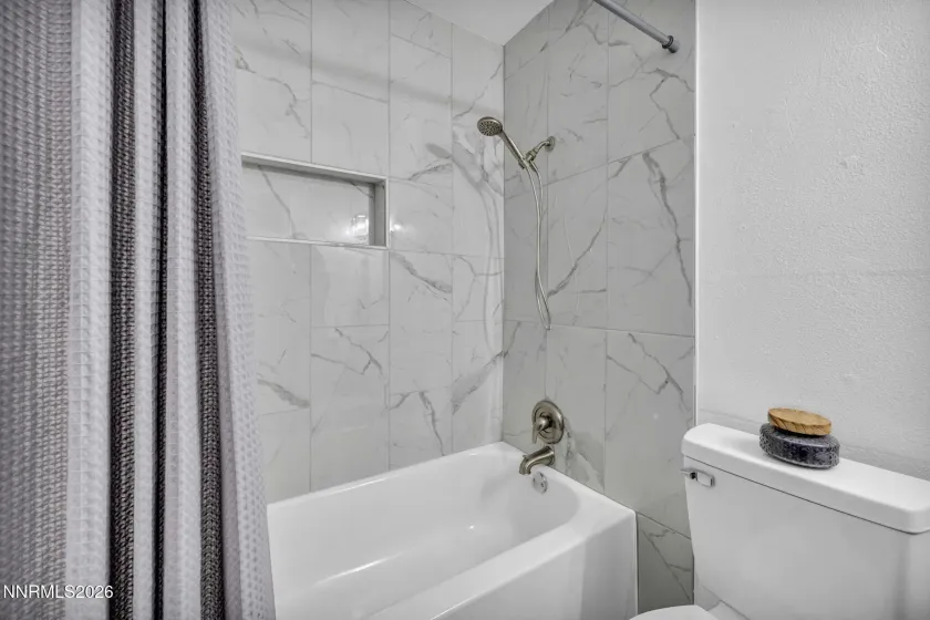 4981 Catalina, Reno, Nevada 89502, 2 Bedrooms Bedrooms, ,1 BathroomBathrooms,Residential,Residential,Catalina,260005149