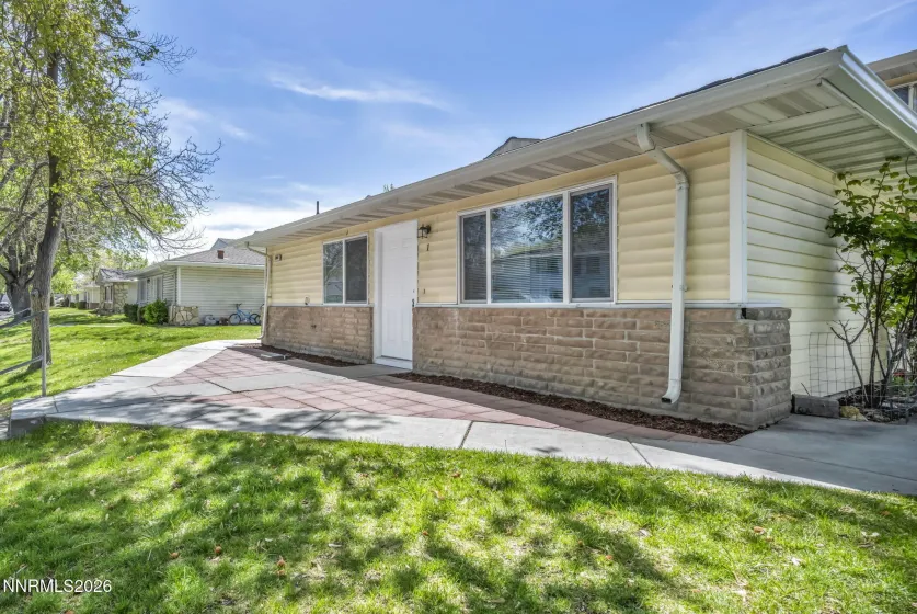 4981 Catalina, Reno, Nevada 89502, 2 Bedrooms Bedrooms, ,1 BathroomBathrooms,Residential,Residential,Catalina,260005149