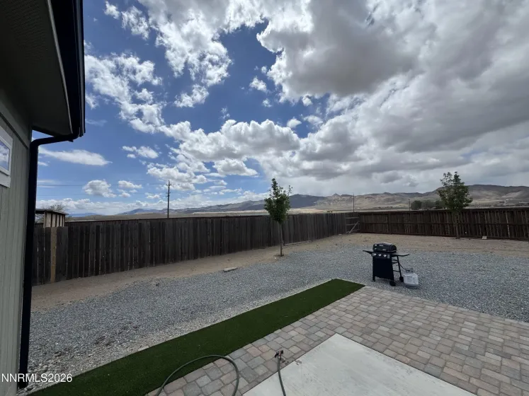 303 Chateau, Yerington, Nevada 89447, 3 Bedrooms Bedrooms, ,2 BathroomsBathrooms,Residential,Residential,Chateau,260005151