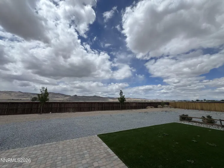 303 Chateau, Yerington, Nevada 89447, 3 Bedrooms Bedrooms, ,2 BathroomsBathrooms,Residential,Residential,Chateau,260005151