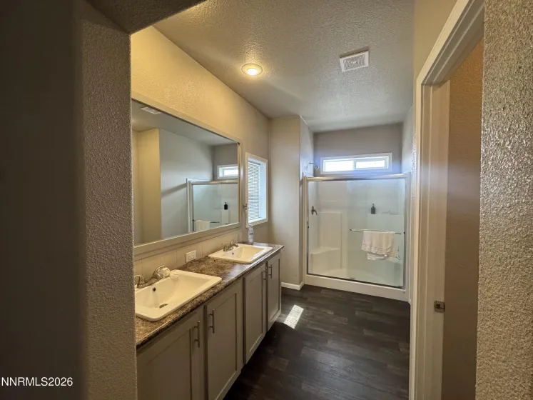 303 Chateau, Yerington, Nevada 89447, 3 Bedrooms Bedrooms, ,2 BathroomsBathrooms,Residential,Residential,Chateau,260005151