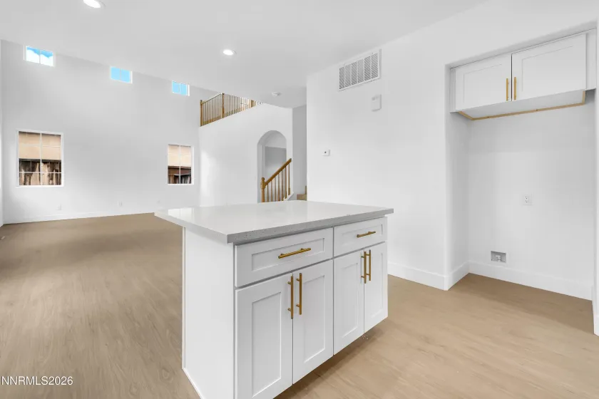 2158 Capri, Sparks, Nevada 89434, 4 Bedrooms Bedrooms, ,3 BathroomsBathrooms,Residential,Residential,Capri,260005152