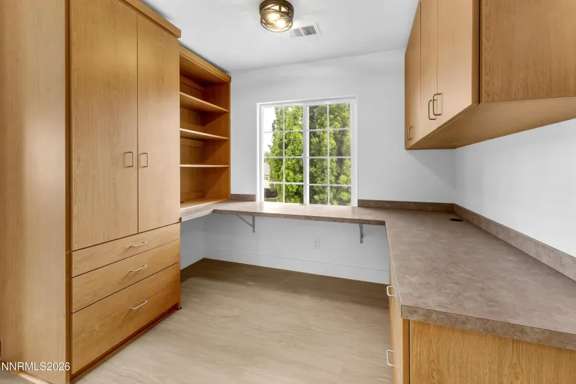 2158 Capri, Sparks, Nevada 89434, 4 Bedrooms Bedrooms, ,3 BathroomsBathrooms,Residential,Residential,Capri,260005152