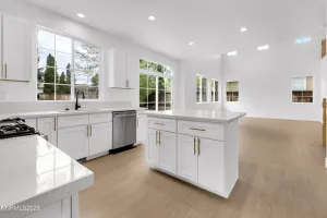 2158 Capri, Sparks, Nevada 89434, 4 Bedrooms Bedrooms, ,3 BathroomsBathrooms,Residential,Residential,Capri,260005152