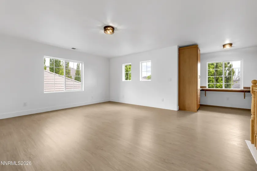 2158 Capri, Sparks, Nevada 89434, 4 Bedrooms Bedrooms, ,3 BathroomsBathrooms,Residential,Residential,Capri,260005152