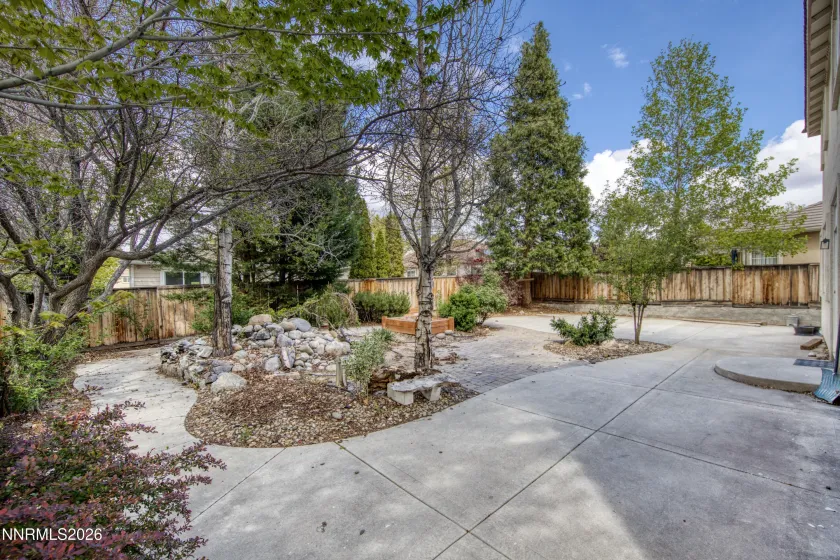 2158 Capri, Sparks, Nevada 89434, 4 Bedrooms Bedrooms, ,3 BathroomsBathrooms,Residential,Residential,Capri,260005152