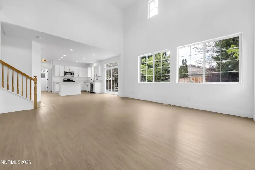 2158 Capri, Sparks, Nevada 89434, 4 Bedrooms Bedrooms, ,3 BathroomsBathrooms,Residential,Residential,Capri,260005152