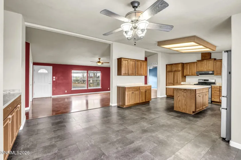 350 Westbrook, Reno, Nevada 89506, 3 Bedrooms Bedrooms, ,2 BathroomsBathrooms,Residential,Residential,Westbrook,260005153