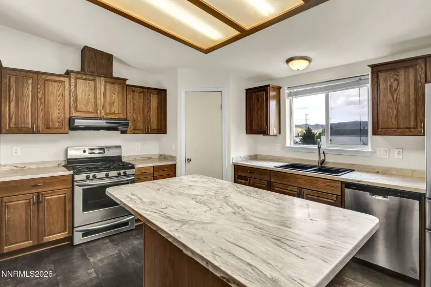 350 Westbrook, Reno, Nevada 89506, 3 Bedrooms Bedrooms, ,2 BathroomsBathrooms,Residential,Residential,Westbrook,260005153