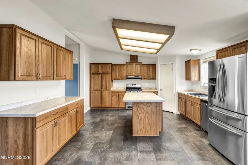 350 Westbrook, Reno, Nevada 89506, 3 Bedrooms Bedrooms, ,2 BathroomsBathrooms,Residential,Residential,Westbrook,260005153