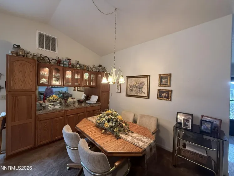 685 Palomino, Fernley, Nevada 89408, 3 Bedrooms Bedrooms, ,2 BathroomsBathrooms,Residential,Residential,Palomino,260005154