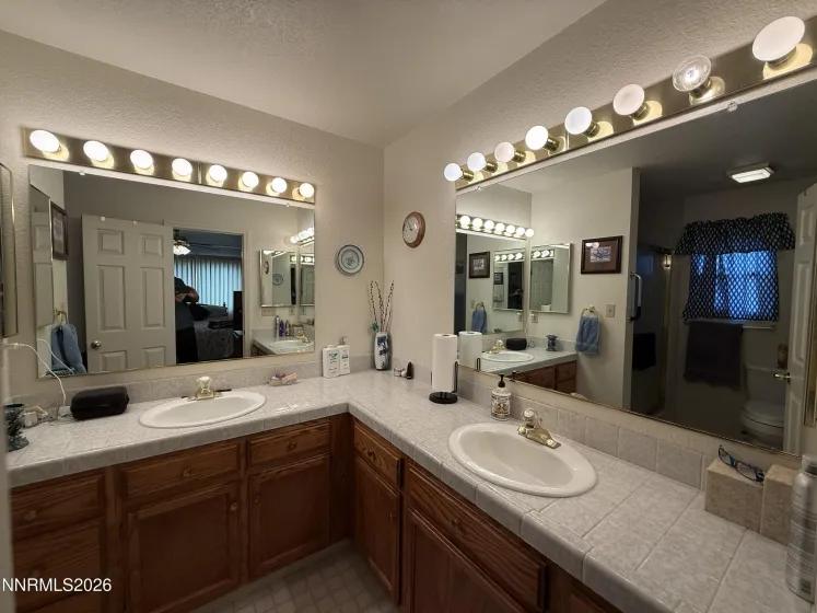 685 Palomino, Fernley, Nevada 89408, 3 Bedrooms Bedrooms, ,2 BathroomsBathrooms,Residential,Residential,Palomino,260005154