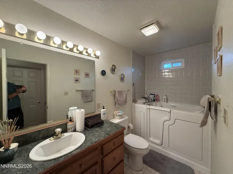 685 Palomino, Fernley, Nevada 89408, 3 Bedrooms Bedrooms, ,2 BathroomsBathrooms,Residential,Residential,Palomino,260005154