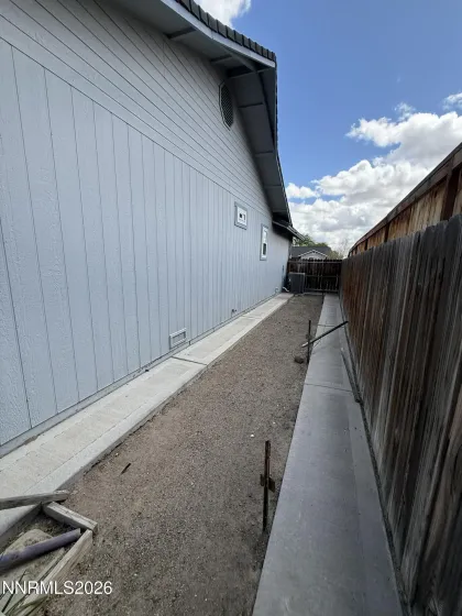 685 Palomino, Fernley, Nevada 89408, 3 Bedrooms Bedrooms, ,2 BathroomsBathrooms,Residential,Residential,Palomino,260005154