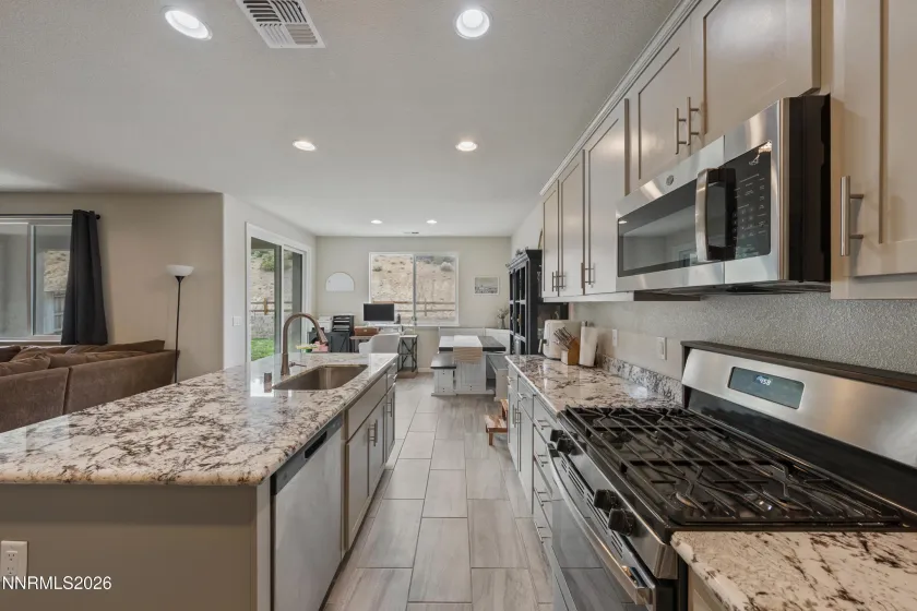 864 Tourmaline, Carson City, Nevada 89705, 4 Bedrooms Bedrooms, ,2 BathroomsBathrooms,Residential,Residential,Tourmaline,260005155