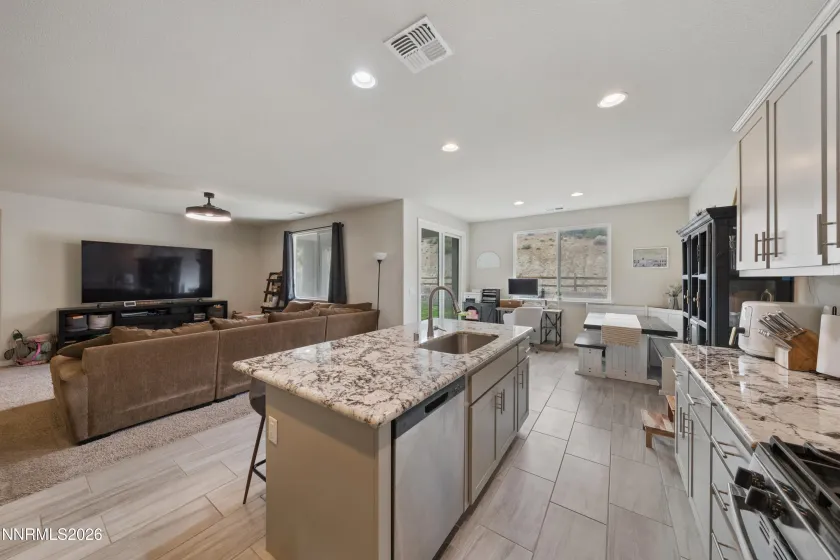 864 Tourmaline, Carson City, Nevada 89705, 4 Bedrooms Bedrooms, ,2 BathroomsBathrooms,Residential,Residential,Tourmaline,260005155