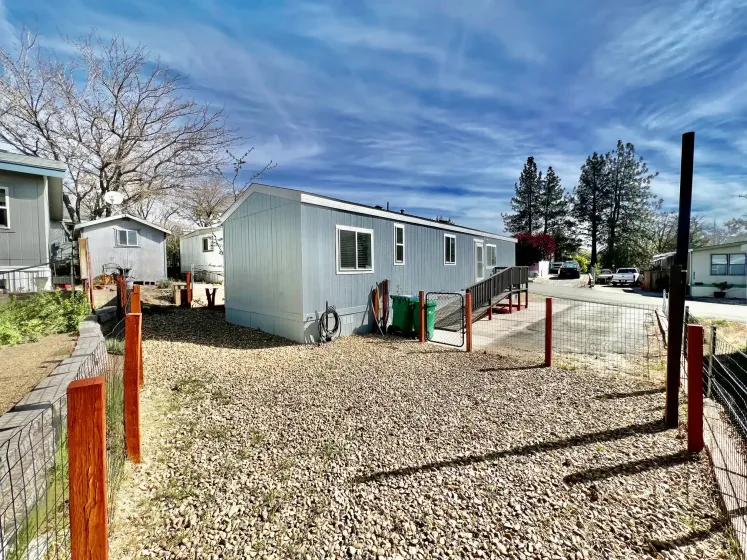 5015 Paul St, Reno, Nevada 89506, 2 Bedrooms Bedrooms, 10 Rooms Rooms,1 BathroomBathrooms,Manufactured,Residential,Paul,260005156