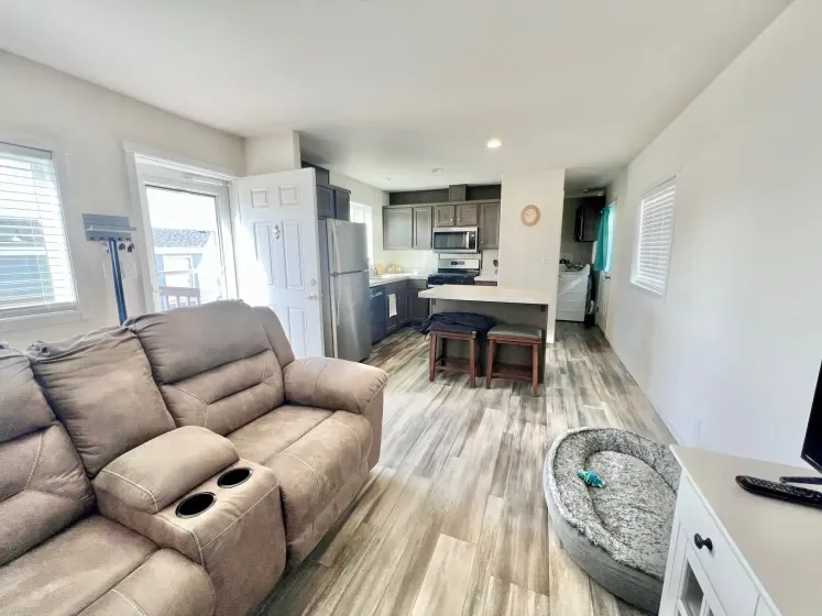 5015 Paul St, Reno, Nevada 89506, 2 Bedrooms Bedrooms, 10 Rooms Rooms,1 BathroomBathrooms,Manufactured,Residential,Paul,260005156